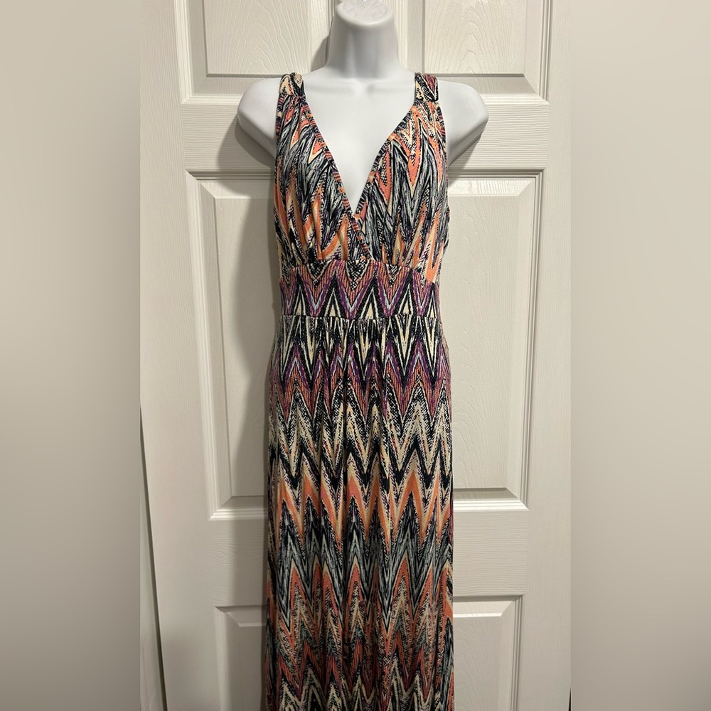 Loveappella Maxi Dress, Size Small
